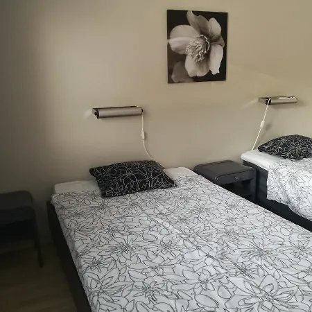 Puustelli Szálloda *